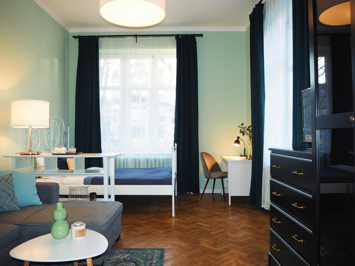 Wawelove Kossak Apt 1 Min To Royal Wawel Castle! Free Parking Cracóvia Exterior foto